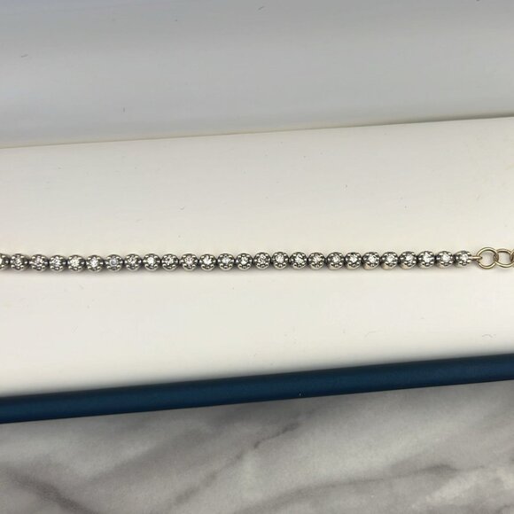 Paris Jewelers-7″ Classic Petite Tennis Bracelet With .50 Carat TW Of Diamonds - Picture 4 of 5